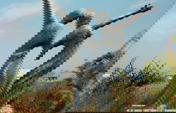 Charming 2 Bedroom Garden Suite Getaway - Photo 38