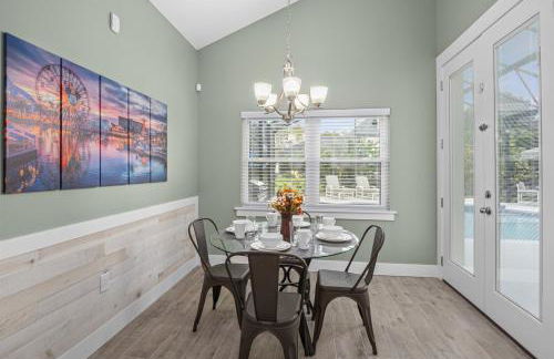 Brand NEW Modern Luxury wPrivate Pool Hot Tub BBQ Home Cinema 2 Miles to Disney - Foto 17