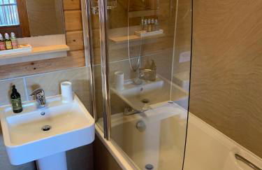 Horsey Reach Lodge - Photo 6