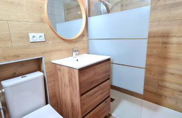 Chalet La Cora classé 4 étoiles pied des pistes Font-Romeu P2000, box WIFI - Foto 16