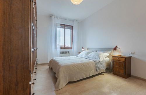 GuestHost - Roomy Apartment near UniBo & Porta San Donato - Photo 15