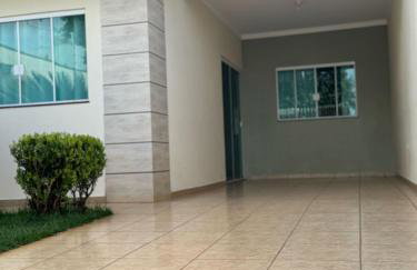 casa próximo ao shopping catuai, eventos vivaro e uem,lebloc - Foto 1