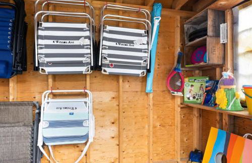 A Wave from it All: Swift's Beach Wareham - Foto 42