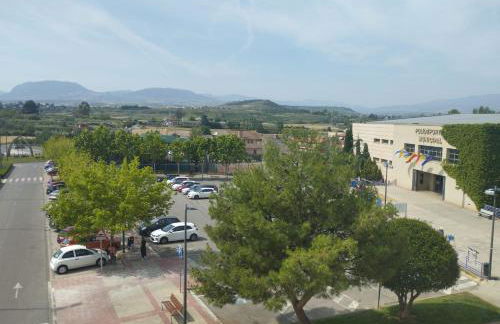 Duplex con terraza y vistas a la montaña internet aire acondicionado frente a piscinas públicas - Foto 21