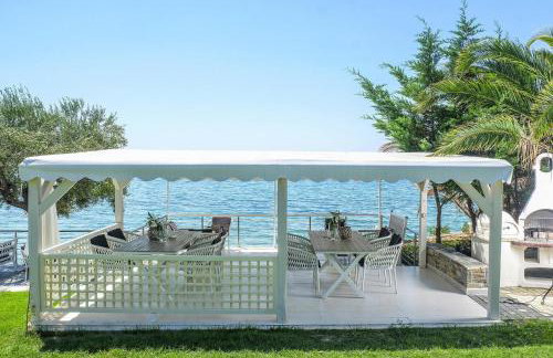 Apartment in Elia Beach with a shared pool - Photo 32