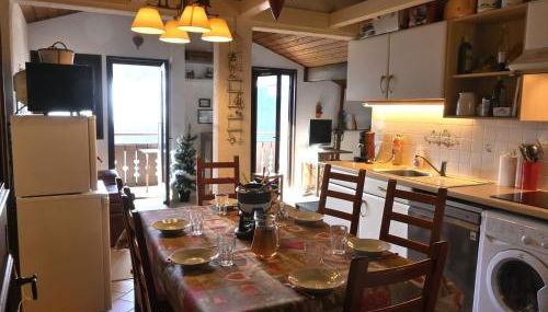 Confortable 3 pièces, 6 pers, balcon sud, proche télésiège, animaux OK, parking, WiFi - FR-1-676-202 - Foto 3