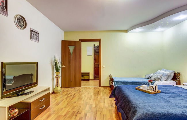 Apartment Vesta Savushkina - Photo 3