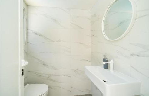 Beautiful Home In Trstenik With Kitchen - Foto 38