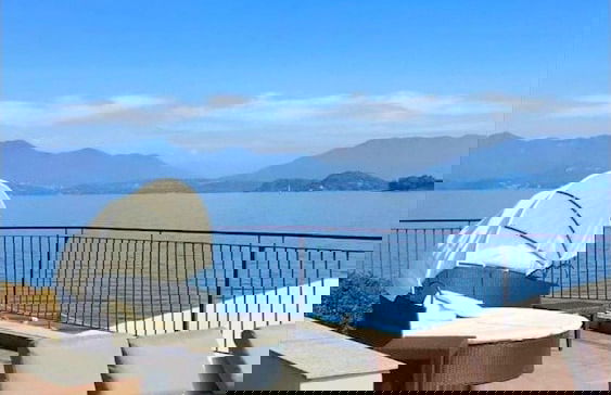 Elegant Apartment in Meina With Lake View - Foto 9