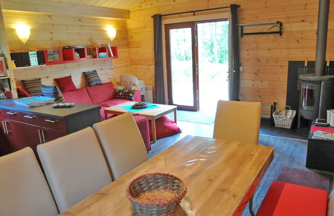 Modern, Wooden Chalet With Wood Burning Stove, in the Forest - Foto 27