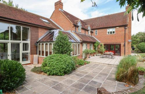 Yew Tree Farm - Photo 2