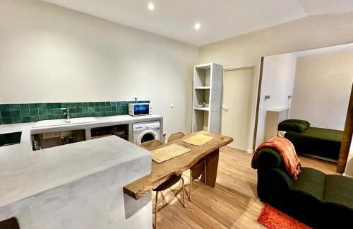 Séjour cosy au cœur de Vienne-tout à 2 min à pied - Foto 8