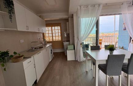Amplio apartamento con vistas al Mar Menor - Foto 18