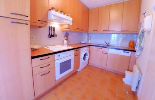 Panoramic Sea View Villa in private residence with pool - Photo 34