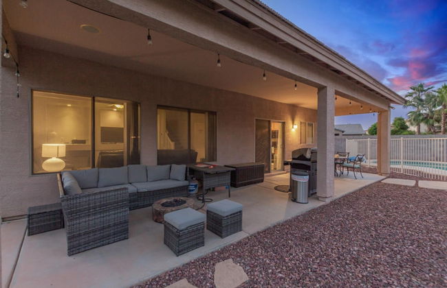 Spacious Oasis Spring Training Pool Tennis - Photo 9