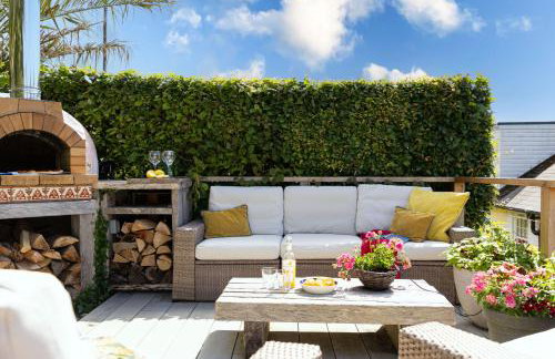 The Old Shop House - Photo 1