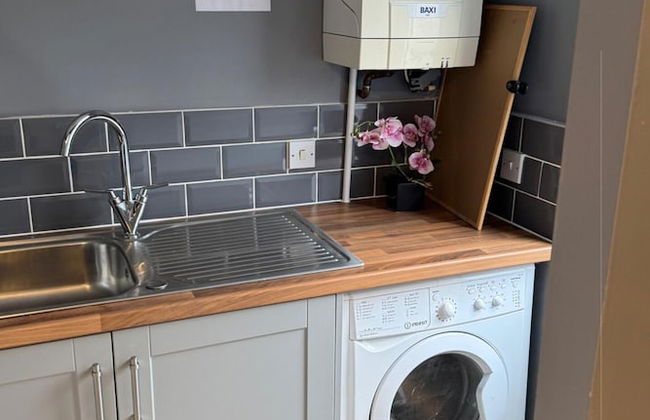 Modern 4 Bedroom Detached House in Cardiff - Foto 26