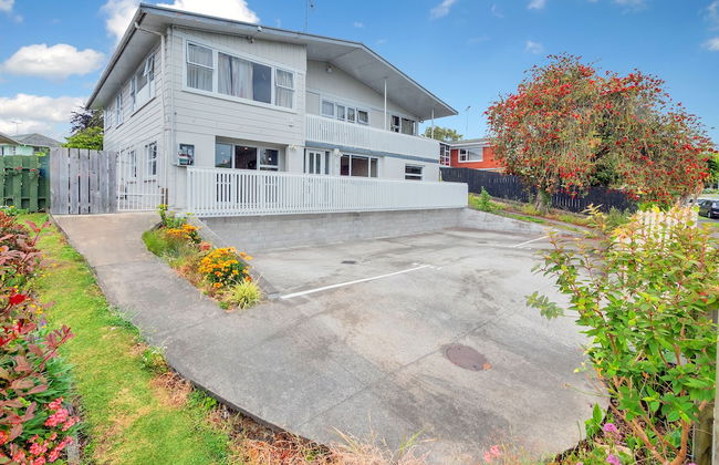 Sunny Three Bedroom Pakuranga Delight - Foto 26