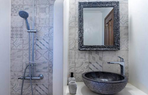 Authentic Cretan Stone Windmill - Foto 23