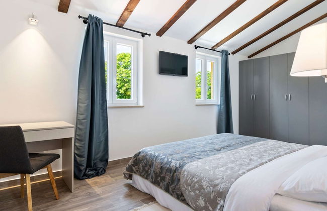 Quaint Holiday Home near Buzet with Terrace - Foto 10