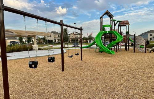 4-BR Cheerful Home Long Term Stay Equipped in Katy - Foto 52