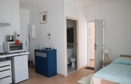 Joli Studio Plein Centre de Milly la Forêt - Foto 13