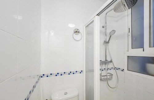 Bonito y muy fresco apartamento con patio privado - Photo 8