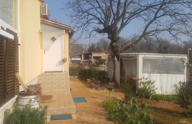 Lovely 2-bed House in Klarici Close to Pula - Foto 24