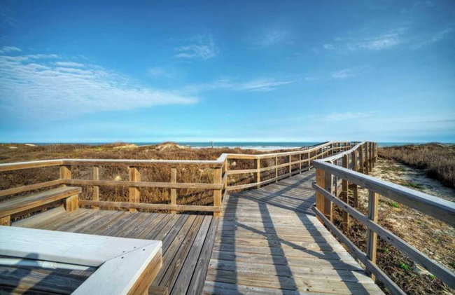 Beach Boardwalk Access Pool + Remodeled Interior Tropical Haven by Avantstay - Photo 77