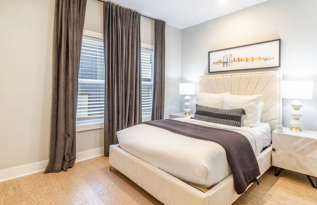 Monty by Avantstay 4bdr 4BA Balcony w Outdoor Seating 5mins to DT - Photo 21