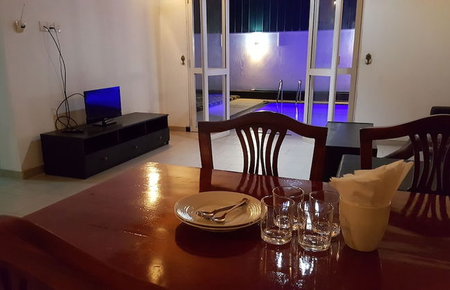 Tripper's Private Villa - Photo 12