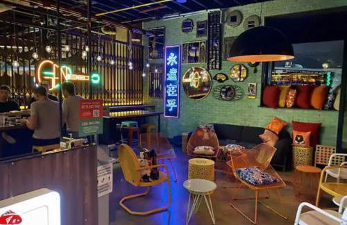 Only 4 Miles to Broadway with Free Parking and TVs in Bedrooms - Foto 51