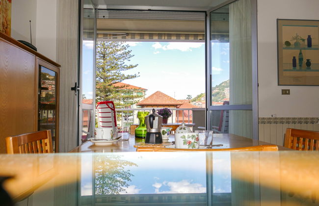 Home Sweet Home - Photo 4