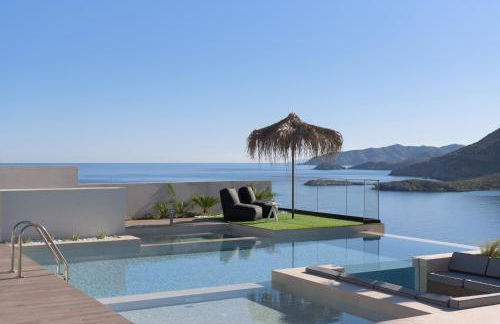 Mayana Luxury Villa, an infinite blue experience, by ThinkVilla - Foto 1