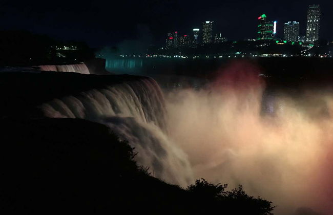Tour nocturno por las Cataratas del Niágara - Foto 2