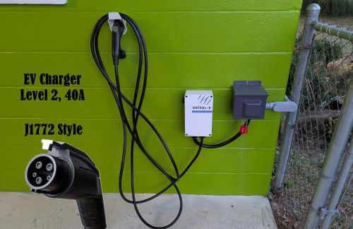 Kitchen, Laundry & Fenced Yard - Foto 30