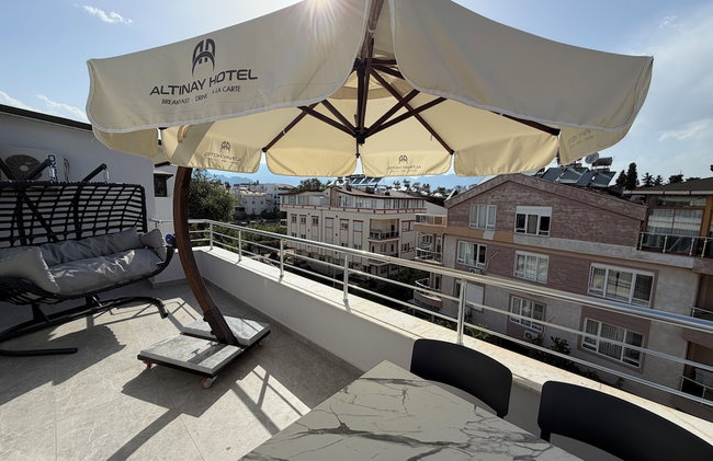 ALTINAY HOTEL - Photo 32