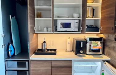 HOLLYWOOD HILLS JETLINER VIEWS at STUDIO 1080 HOLLYWOOD - Foto 18