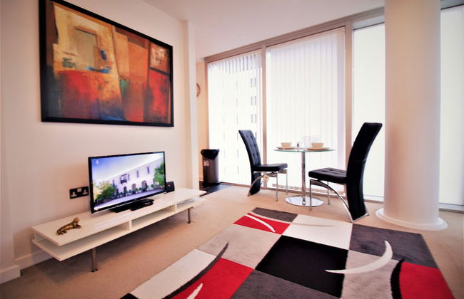 Solace Apartment Milton Keynes - Photo 31