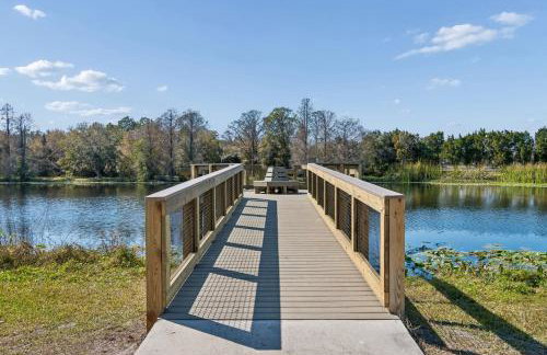 Elegant Largo Retreat, Sleeps 8, 10 Mins to Beach - Foto 48