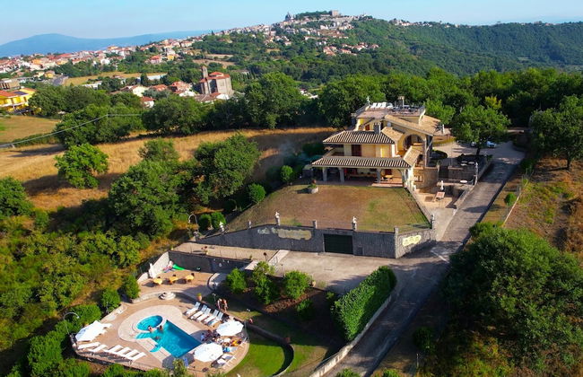 Villa on top of a Hill With an Enchanting View of Lake Bolsena - Photo 14