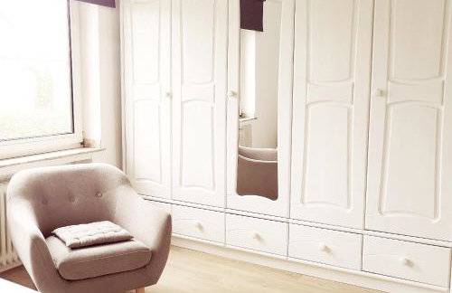 Haus Meereswind Esens, Wintergarten mit Kamin - Foto 5