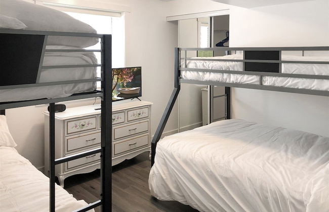 Last Call Never - Photo 2