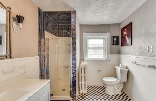 Walk to River & Downtown: Portsmouth Apartment! - Foto 13