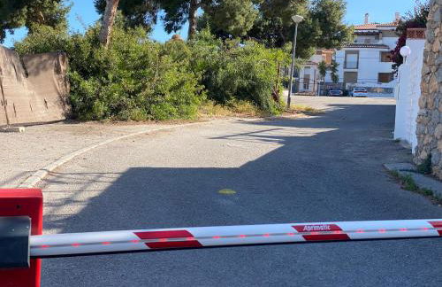 Jardines de Adnania en Marina del Este con vistas al mar - Photo 30