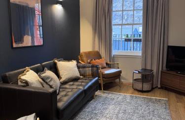 JOIVY Stylish Castle View Flat with Balcony - Foto 2