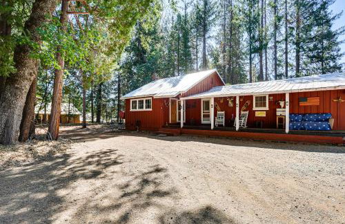 Less Than 2 Mi to Trinity Lake NorCal Getaway with BBQ - Foto 2