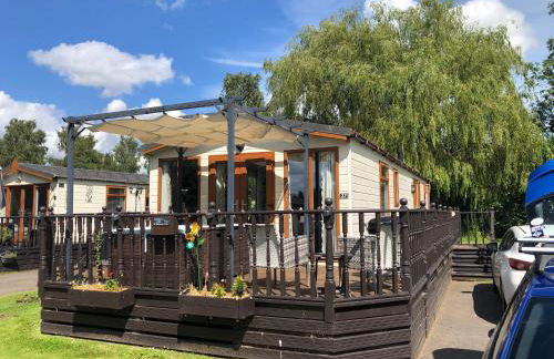 Bumblebee Lodge - Foto 1