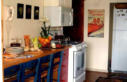 Cozy Cottage Rental with Lake Views near Okemo State Forest, Vermont - Foto 3