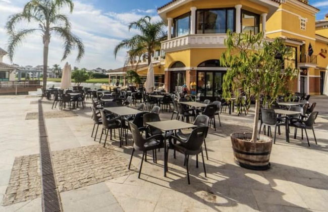 Golf Resort - Apartment - Sleeps4 - Pool - Parking - Foto 21